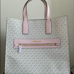 NEW Michael Kors Tote, never carried